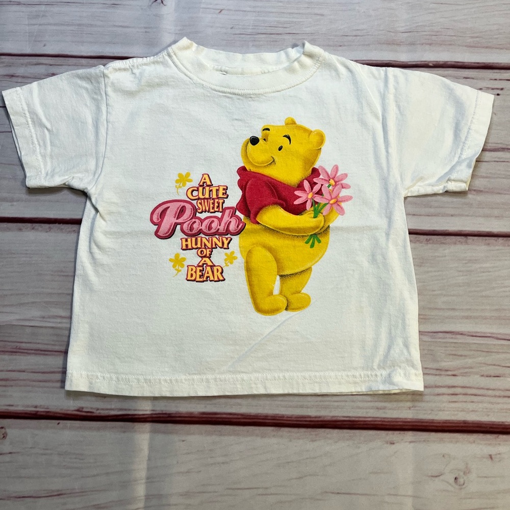 Vintage Disney Winnie the Pooh Girls’ Size XXS Graphic T-shirt